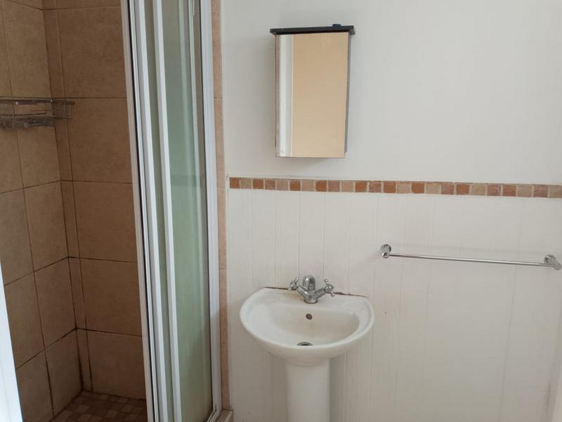 To Let 2 Bedroom Property for Rent in West Hill Eastern Cape
